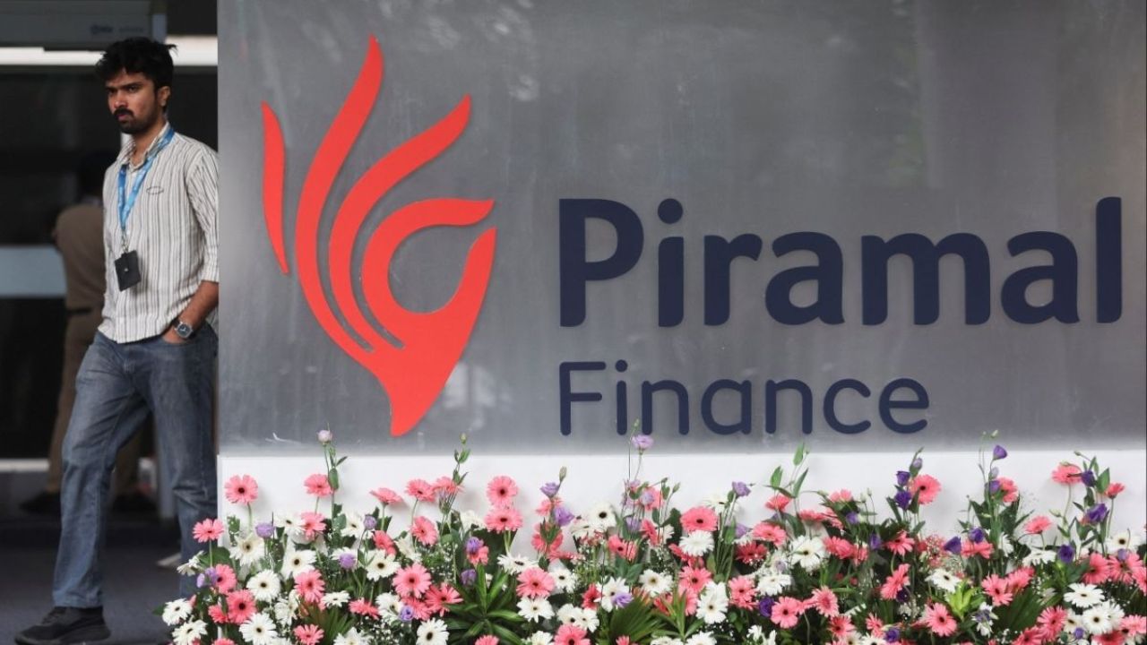 Piramal Finance Share Price NSE